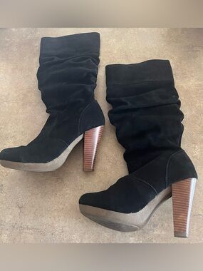 Size 7 Colin Stuart Genuine Black Suede Slouchy Platform Heeled Boots - VS